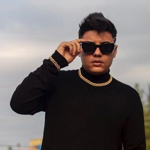 Meet your Posher, Marlon